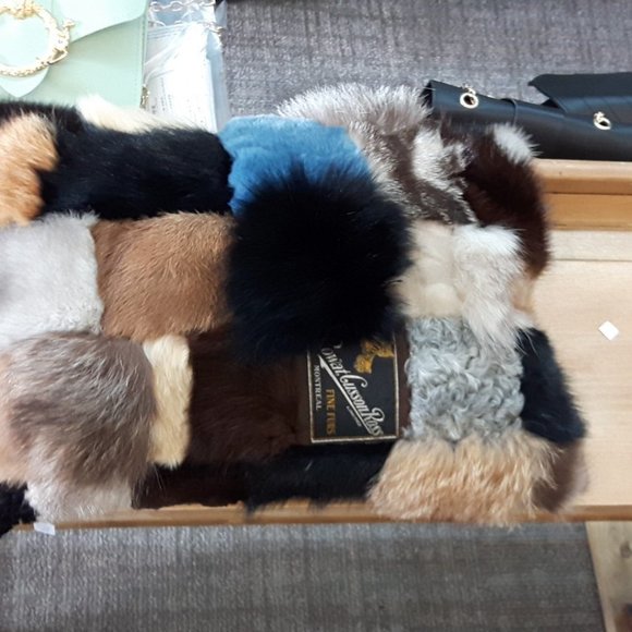 Handmade Genuine Vintage Real Fur Patchwork Pillow - Picture 9 of 12